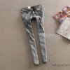 Guangzhou fashion wholesale inventory jeans worn jeans wholesale inventory.