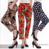 Chongqing leisure nine silk pants wholesale market stall selling Haren Guangdong elderly mother Legg