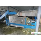 Using Tianzhong single screw press and double screw press to dehydrate straw to produce feed