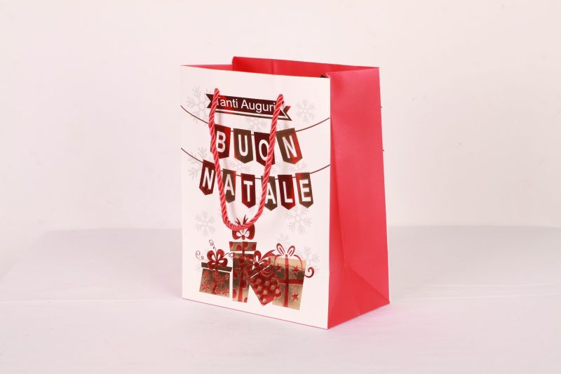 Обычная бронзовая сумка