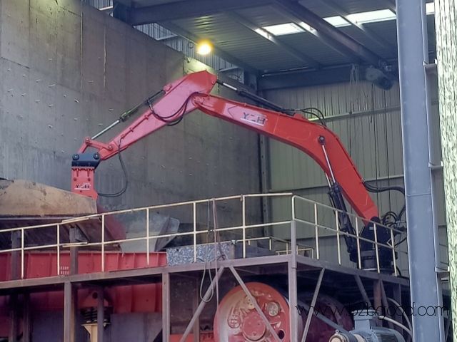 Stationary Rockbreaker Boom System