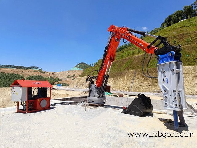 rockbreaker boom systems