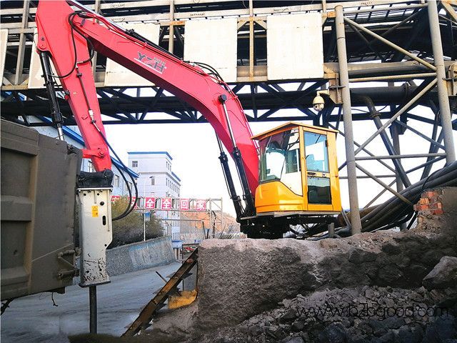 statio<em></em>nary breaker booms