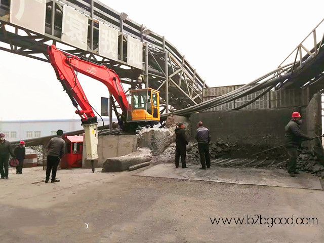 breaker booms