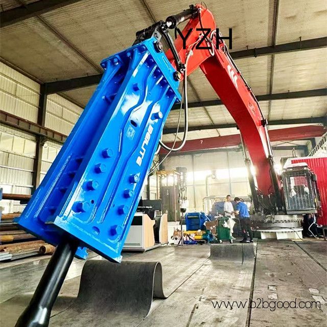 A super large fixed rock breaker boom system, YZH demo<em></em>nstrates its responsibility1