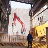 YZH pedestal boom breaker